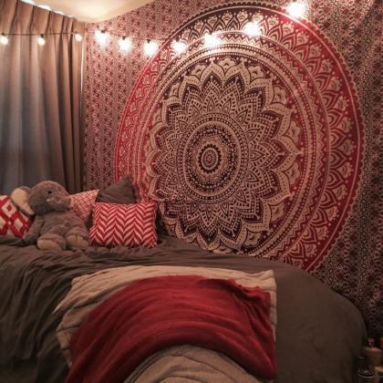 2xpillow Cases +big Queen Size Tapestry Wall..